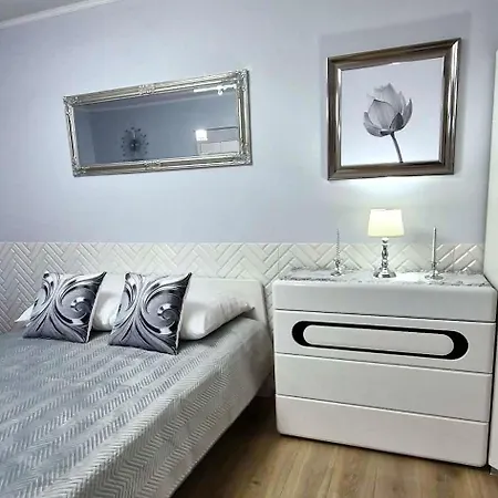 Glamour Downtown Balcony Free Parking Space 아파트 *