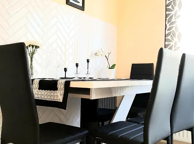 Glamour Downtown Balcony Kraków