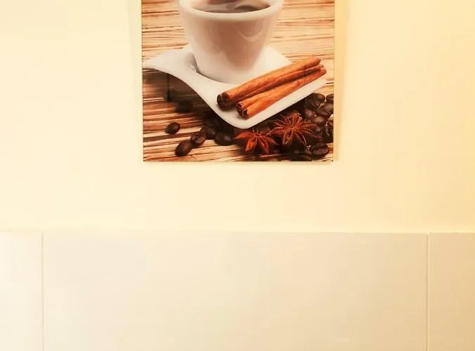 Апартаменты Glamour Downtown Balcony