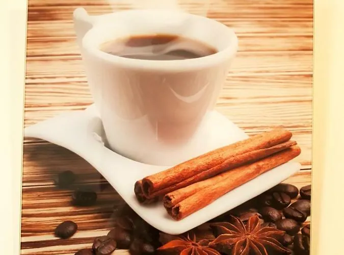 Апартаменты Glamour Downtown Balcony *