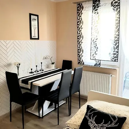 Glamour Downtown Balcony