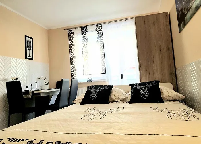 Glamour Downtown Balcony Apartmán